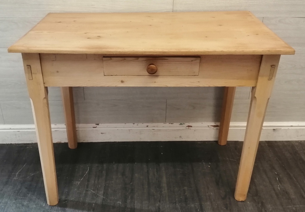 Lovely Old Pine Dressing Table / Desk/console table