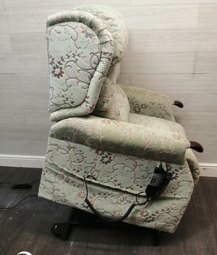 LOVELY RISE AND RECLINE ARMCHAIR