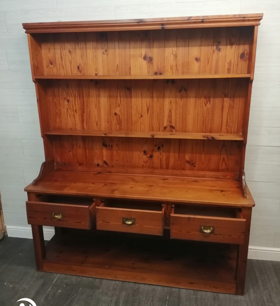 Lovely large  pine display dresser