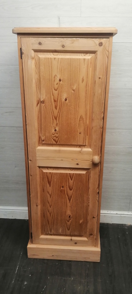 S0LID PINE LINEN CUPBOARD/ WARDROBE