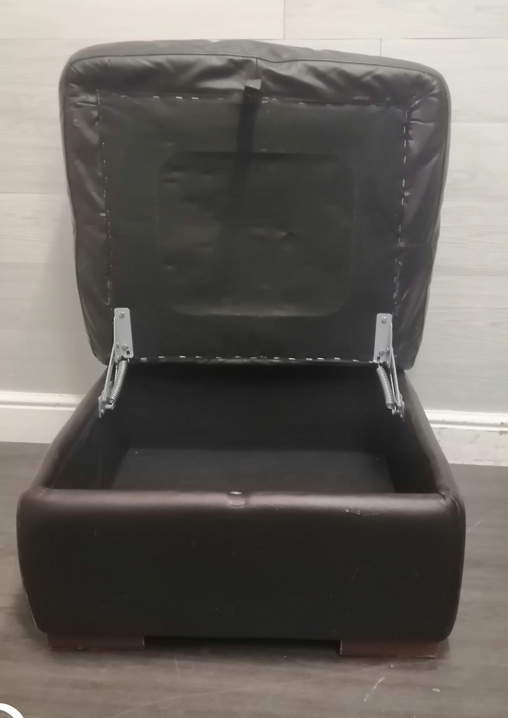 BROWN LEATHER OTTOMAN FOOTSTOOl