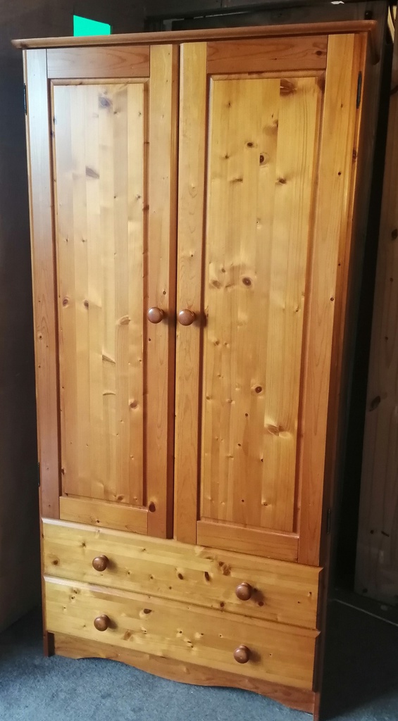 Double pine wardrobe with drawers