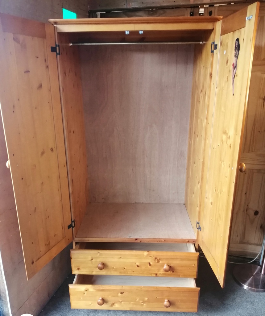 Double pine wardrobe with drawers