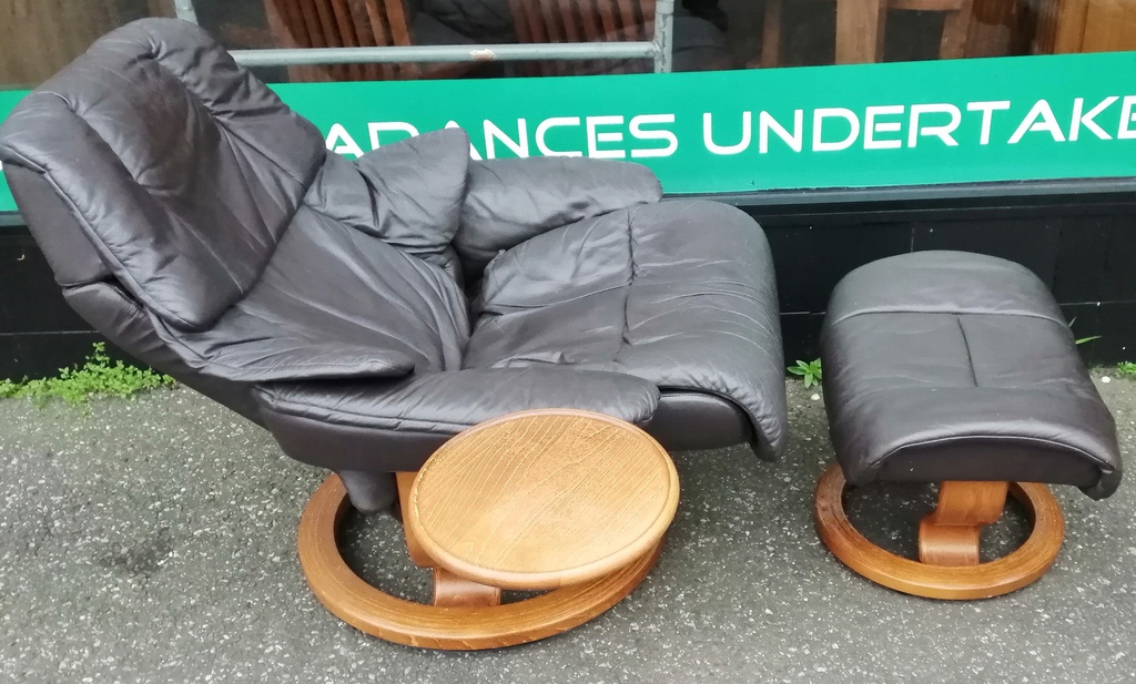 STRESSLESS Brown Leather Recliner Chair with Footstool &amp; Side Table