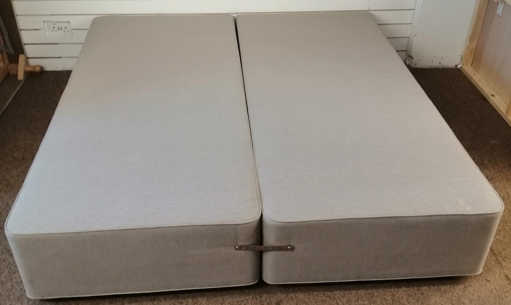 Quality Hynos 6ft Zip &amp; Link Mattress Divan Base