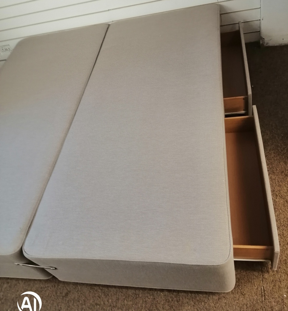 Quality Hynos 6ft Zip &amp; Link Mattress Divan Base