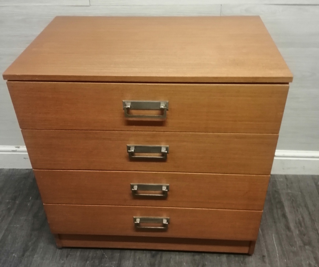 RETRO CHEST OF FOUR DRAWERS