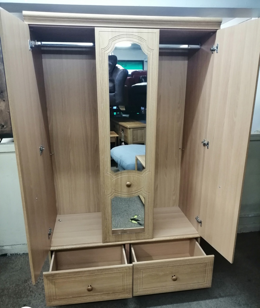 ALSTONS Cream Double Wardrobe with Mirror