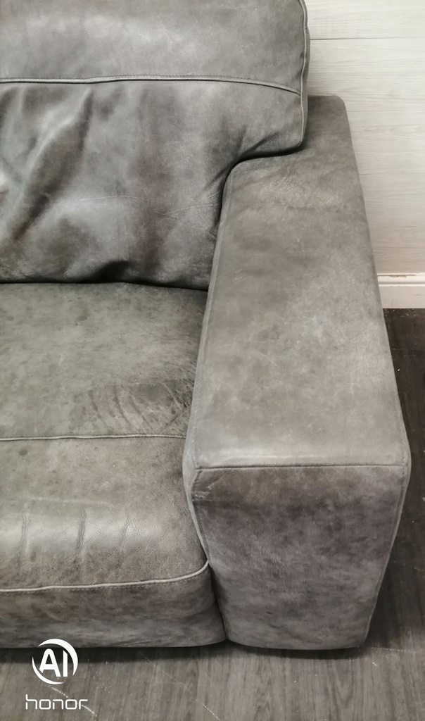 DFS Julius 4 Seater Grey Leather Sofa