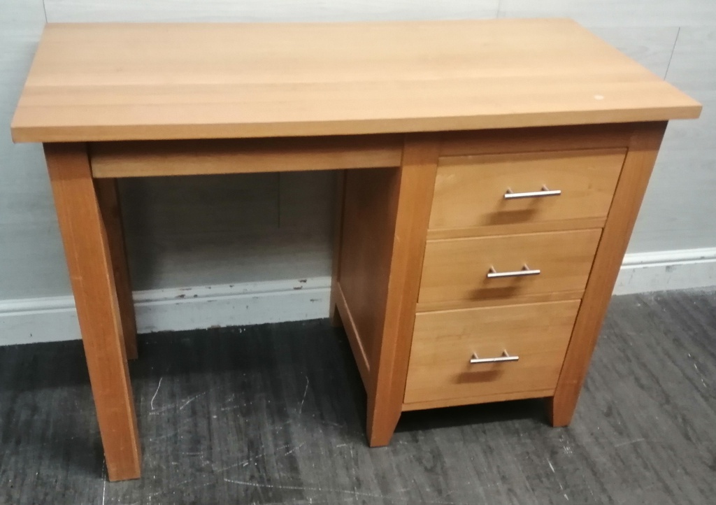 Lovely oak dressing table / desk