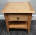 QUALITY OAK BEDSIDE/SIDE TABLE