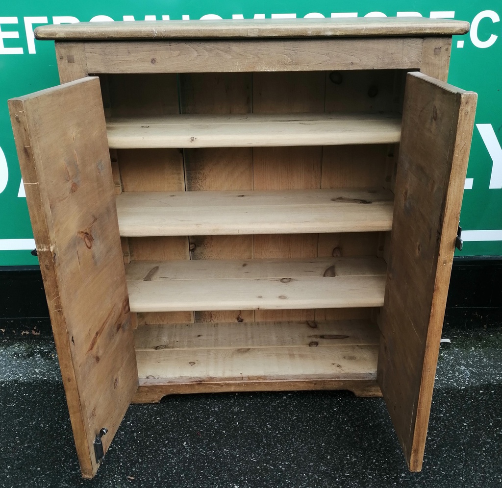 LARGE RUSTIC STYLE PINE CUPBOARD