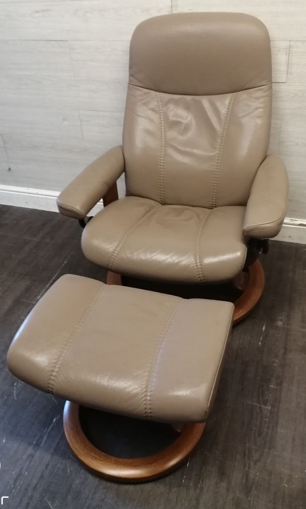 STRESSLESS Leather Recliner Chair with Footstool