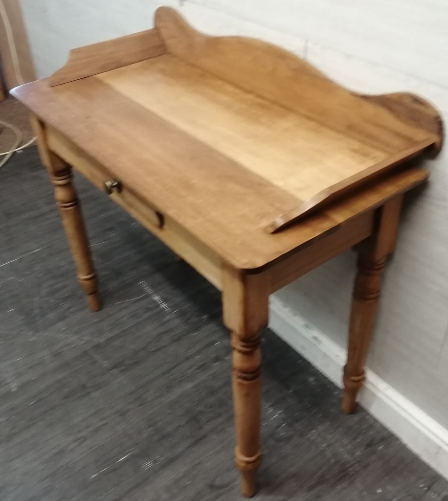 Lovely Old Pine Dressing Table / Desk/console table