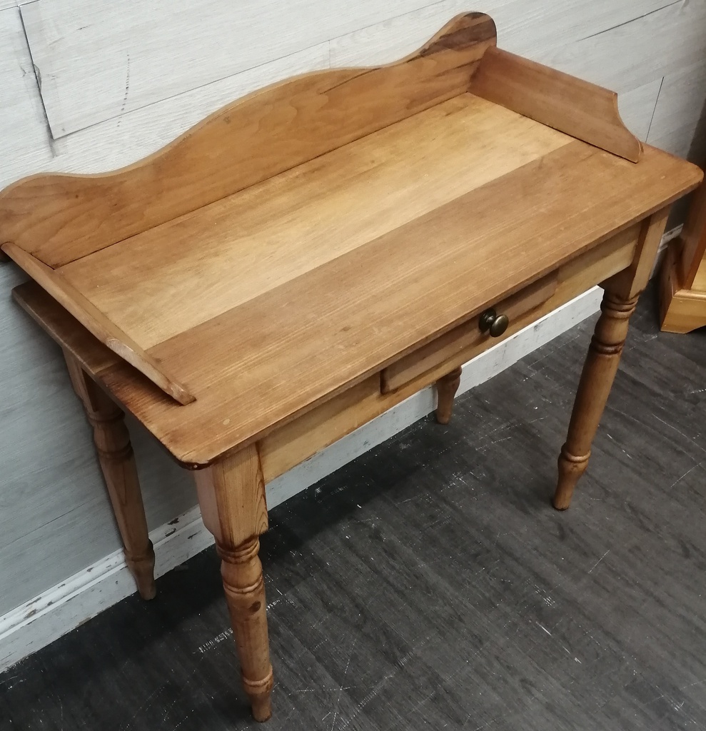 Lovely Old Pine Dressing Table / Desk/console table