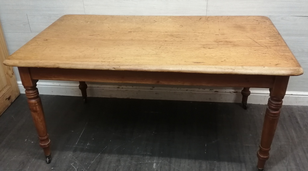 SOLID OLD PINE 5FT DINING TABLE