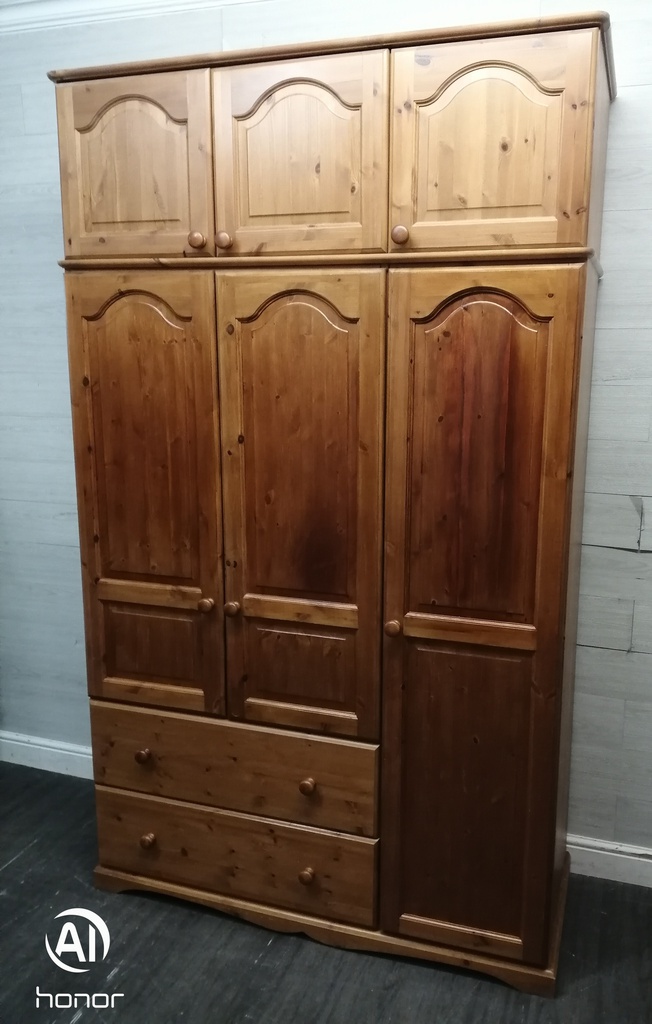 Solid pine top box triple wardrobe with drawers