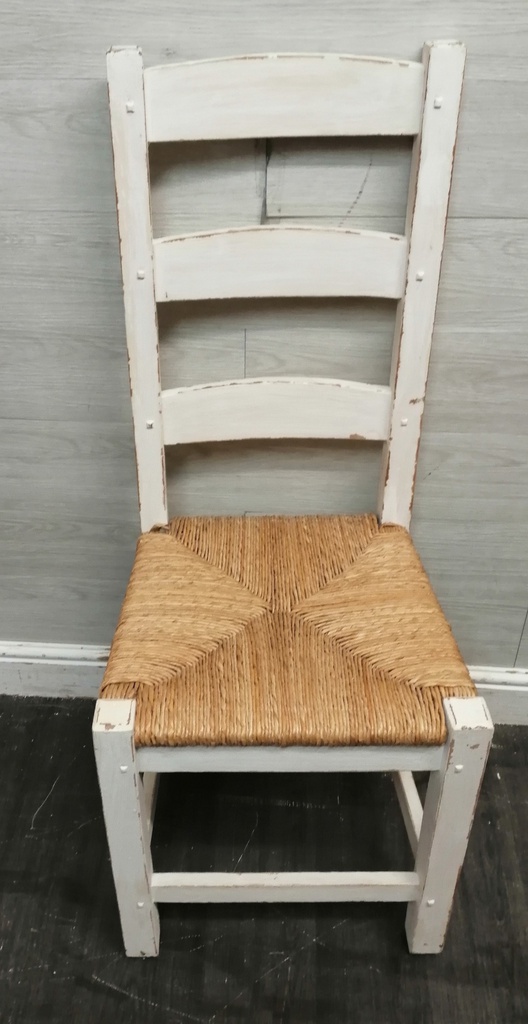 4 X RUSH SEATED LADDER BACK SHABBY CHIC DINING CHAIRS