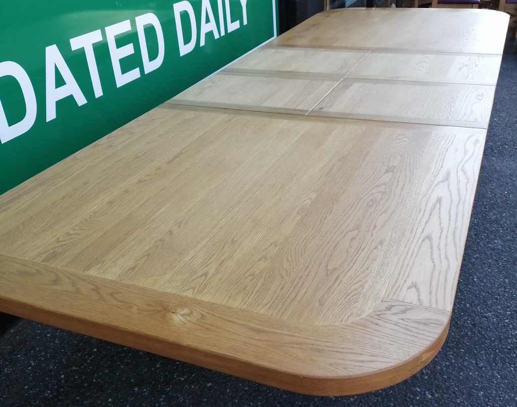 QUALITY OAK EXTENDING 11FT DINING TABLE