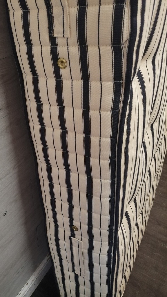 3FT SINGLE SPRUNG MATTRESS