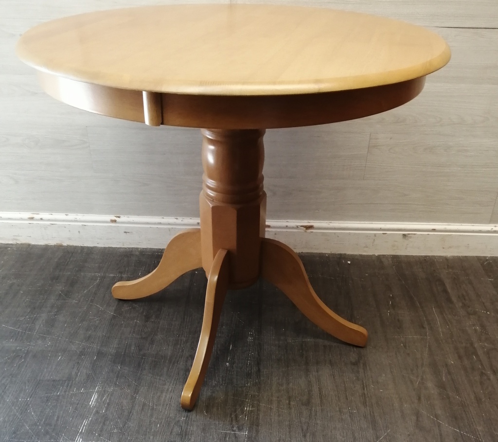 ROUND RUBBER WOOD DINING TABLE