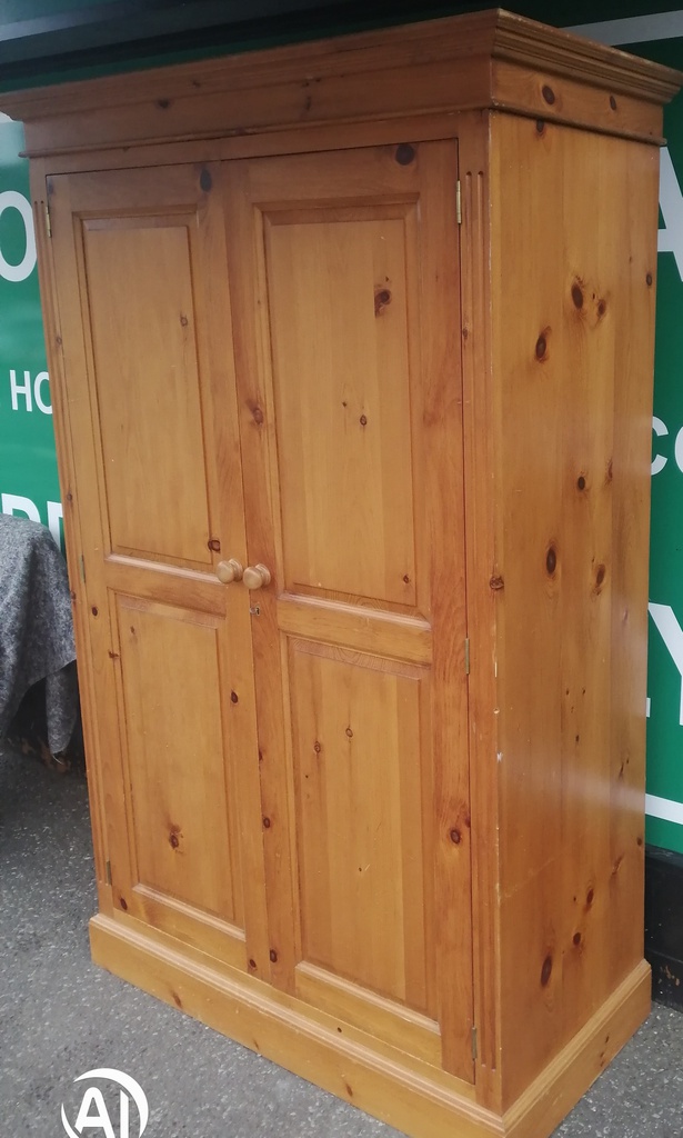 QUALITY SOLID PINE WARDROBE