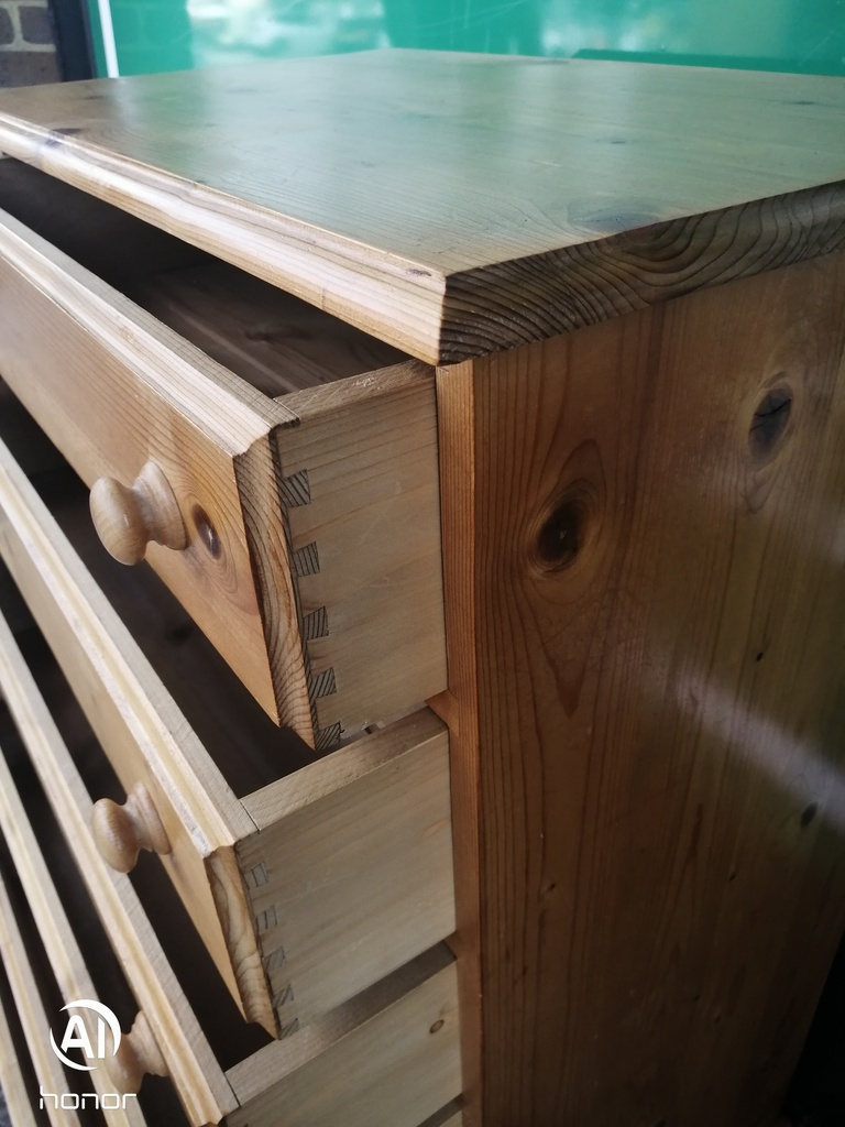 Quality Neat Solid Pine Tall 6 Drawer Chest