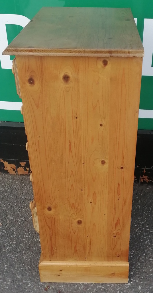 Quality Neat Solid Pine Tall 6 Drawer Chest