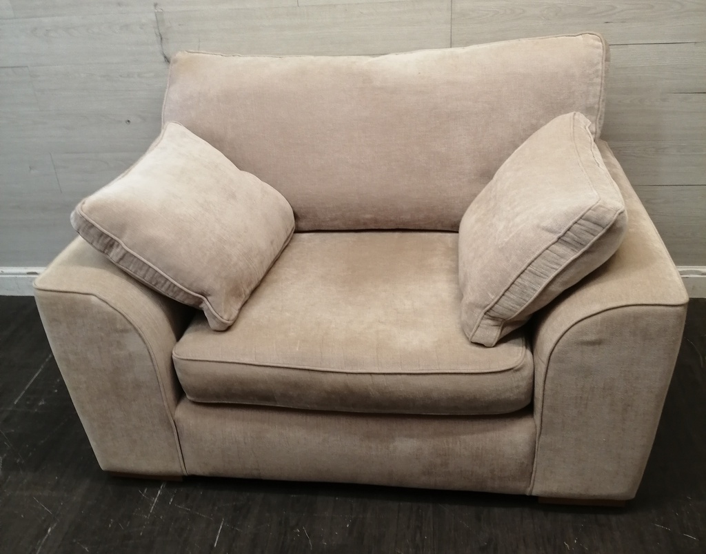 LOVELY CUDDLE CHAIR FROM NEXT