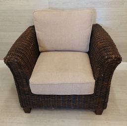 [HF12636] m &amp; s wicker armchair