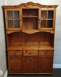 [HF16755] Part glazed triple pine dresser