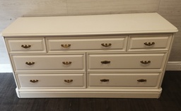 [HF16767] OFF WHITE SEVEN DRAWER MERCHANT STYLE CHEST