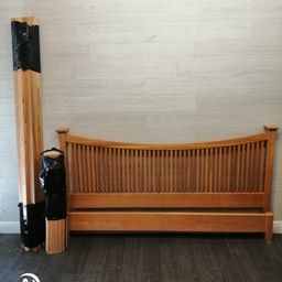 [HF16988] 6 ft MODERN OAK BEDFRAME