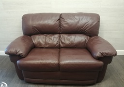 [HF17245] Brown leather two seater sofa