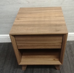 [HF17283] Single modern bedside unit