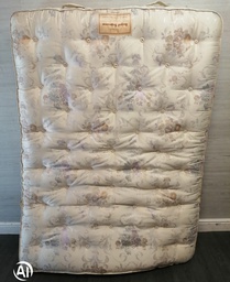 [HF17325] 4ft6&quot; Vi-SPRING ‘REGAL SUPREME’ Mattress