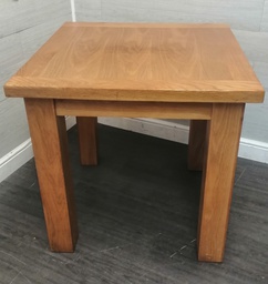 [HF17912] QUALITY SQUARE OAK DINING TABLE