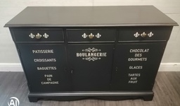 [HF17997] Lovely painted sideboard