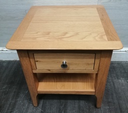 [HF18393] QUALITY OAK BEDSIDE/SIDE TABLE