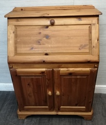 [HF18596] Cupboard Base Pine Bureau