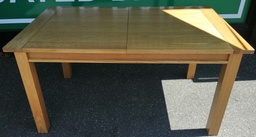 [HF19070] QUALITY OAK EXTENDING DINING TABLE