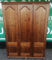[HF19168] Triple  dark pine wardrobe