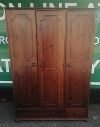[HF19171] Triple size solid dark pine wardrobe with drawers
