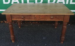 [HF19229] Solid pine neat 4ft 7" dining table with drawers