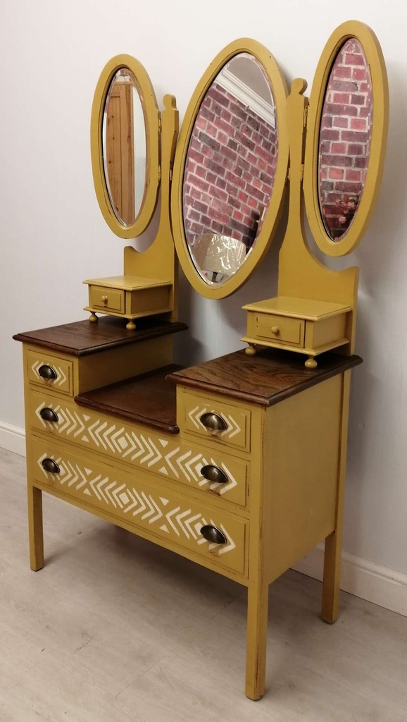 Dressing Table with Mirrors