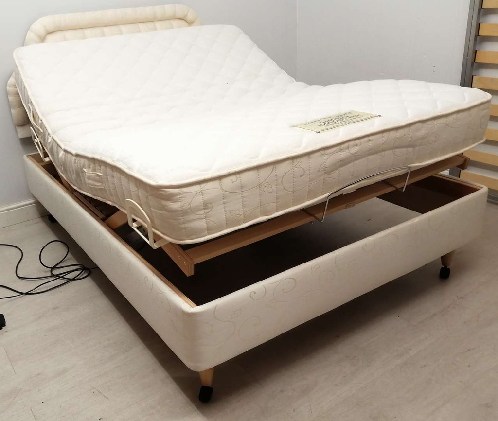 4ft6&quot; COMFORT PLUS Adjustable Bed Set
