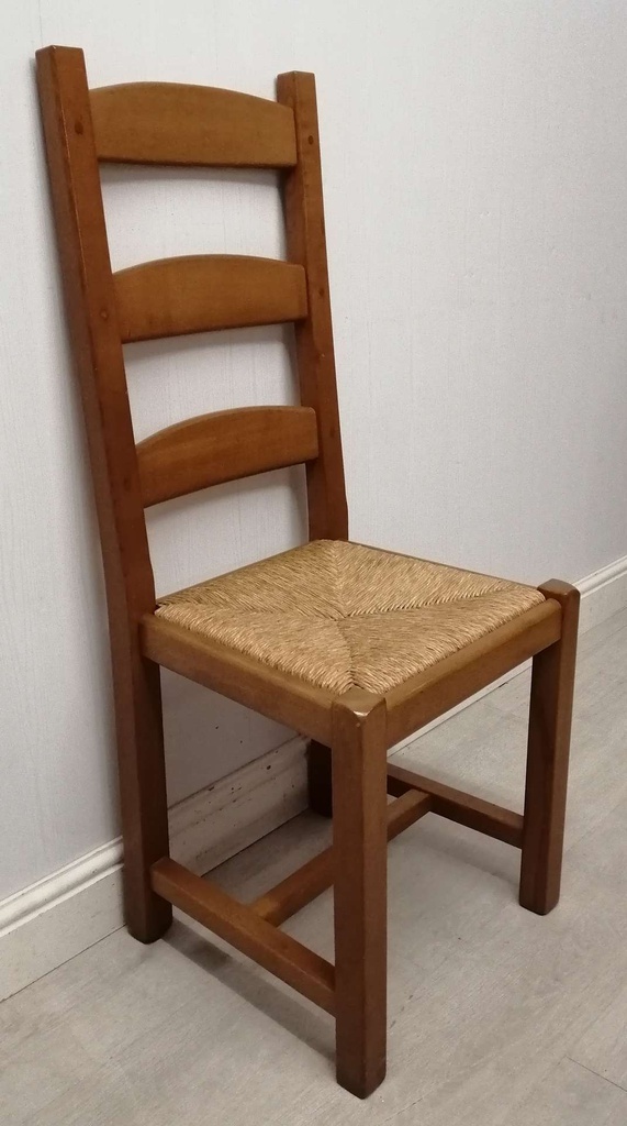 Rush Seated Ladder Back Dining Chair