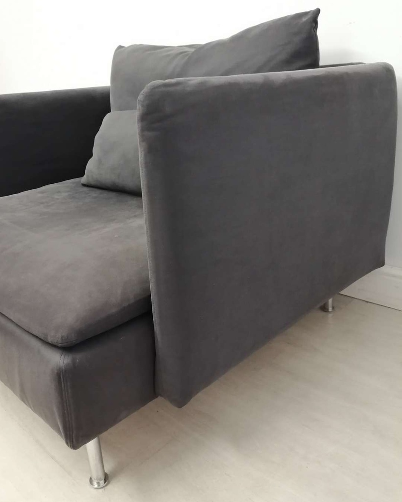 IKEA ‘SÖDERHAMN’ Grey Armchair.
