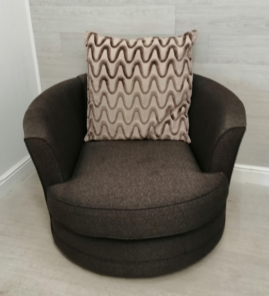BROWN toned ROUND SWIVEL ARMCHAIR REF