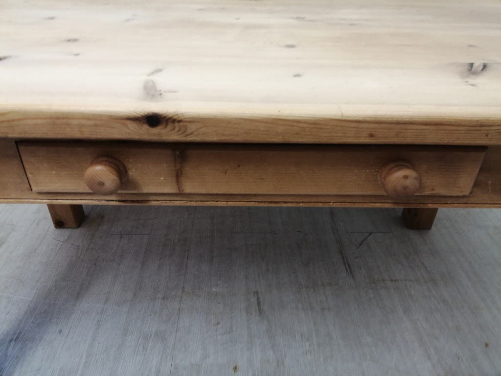 Quality PINE DINING TABLE WITH DRAWER